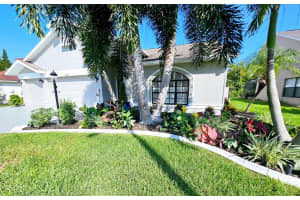 11413 GEORGETOWN CIRCLE, TAMPA, FL 33635 Sold 08/16/24