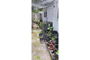8003 N KLONDYKE ST, TAMPA, FL 33604 Sold 03/12/25