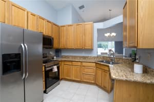 9401 POSEN PLACE, TAMPA, FL 33635 Sold 11/13/24