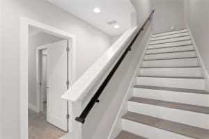 2557 11TH PLACE, SAINT PETERSBURG, FL 33713 Sold 09/03/24