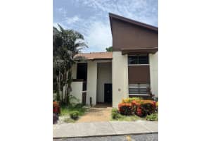 6032 RED MAPLE ROAD, BRADENTON, FL 34210 Sold 04/10/25