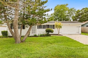 989 7TH AVE NE, LARGO, FL 33770 Sold 10/18/24