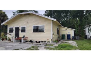 8004 N KLONDYKE ST, TAMPA, FL 33604 Sold 06/06/25