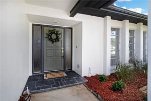 2725 ASHWOOD COURT, CLEARWATER, FL 33761 Sold 10/17/24