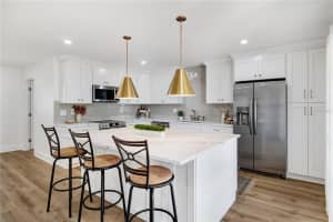 2725 ASHWOOD COURT, CLEARWATER, FL 33761 Sold 10/17/24