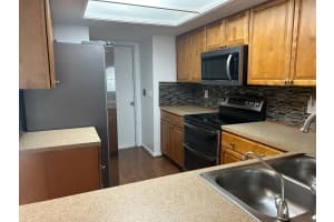 6501 CRYSTAL BROOK DRIVE, TAMPA, FL 33625 Sold 09/09/24