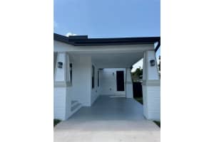 2917 21ST AVENUE, TAMPA, FL 33605 Sold 12/18/24