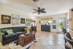 6543 GRAND BAHAMA DRIVE, SEMINOLE, FL 33777 Sold 10/15/24