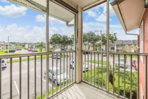 803 LAKE HAVEN SQUARE, BRANDON, FL 33511 Sold 08/30/24