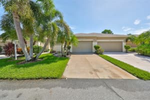 633 TREMONT GREENS LANE, SUN CITY CENTER, FL 33573 Sold 09/15/25