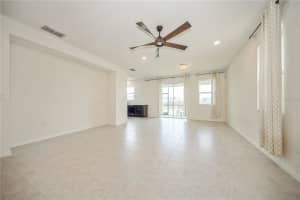 10422 LAGUNA PLAINS DRIVE, RIVERVIEW, FL 33578 Sold 10/03/24
