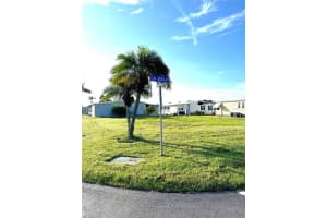 602 LA JOLLA CIRCLE, NORTH PORT, FL 34287 - MLS#MFRT3542248