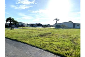 602 LA JOLLA CIRCLE, NORTH PORT, FL 34287 - MLS#MFRT3542248
