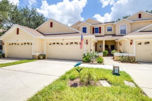 526 SPRING LAKE CIRCLE, TARPON SPRINGS, FL 34688 Sold 09/23/24