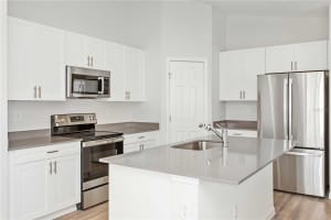 1540 HUMMINGBIRD ROAD, WINTER HAVEN, FL 33884 Sold 10/18/24