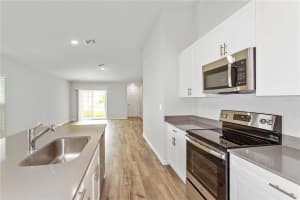 2064 MARIGOLD ALLEY, WINTER HAVEN, FL 33884 Sold 03/19/25