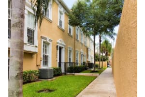 1006 EDISON PARK COURT, TAMPA, FL 33606 Sold 09/20/24