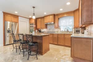 8003 FOUNTAIN AVENUE, TAMPA, FL 33615 Sold 09/12/24