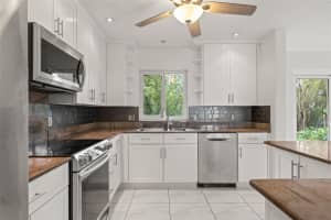 4807 BAY VILLA AVENUE, TAMPA, FL 33611 Sold 02/10/25