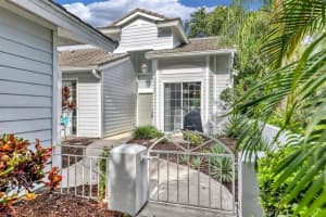 7704 WHITEBRIDGE GLEN, UNIVERSITY PARK, FL 34201 Sold 10/31/24