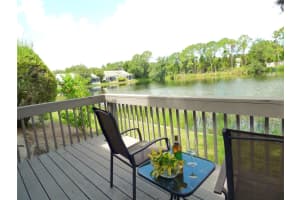7704 WHITEBRIDGE GLEN, UNIVERSITY PARK, FL 34201 Sold 10/31/24