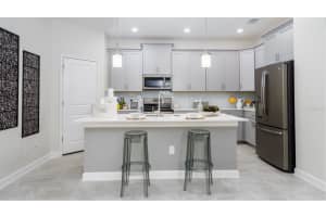 5275 DAGENHAM DRIVE, DAVENPORT, FL 33837 Sold 02/07/25