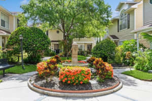 6000 SCOTCHWOOD GLEN, ORLANDO, FL 32822 Sold 09/24/24
