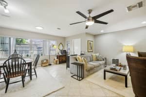 329 GRAYSTON PLACE, SUN CITY CENTER, FL 33573 - MLS#MFRT3544056