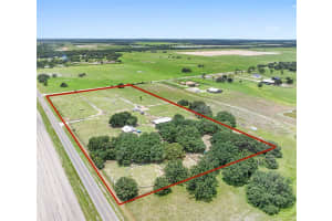 8602 STATE ROAD 674, WIMAUMA, FL 33598 - MLS#MFRT3544355