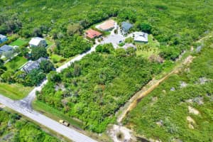 OSCEOLA CT NE, ST PETERSBURG, FL 33702 - MLS#MFRT3544535