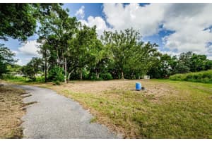 909 GRANDADDY LANE, LUTZ, FL 33548 Sold 09/12/25
