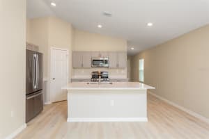 12125 CATTLESIDE DRIVE, RIVERVIEW, FL 33579 Sold 04/01/25