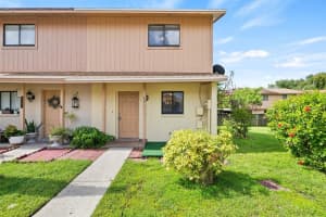 4012 PINE LIMB COURT, TAMPA, FL 33614 Sold 09/16/24