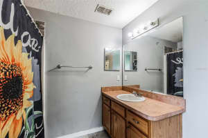 21088 144TH PLACE, UMATILLA, FL 32784 Sold 10/01/24
