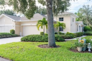 2078 SIFIELD GREENS WAY, SUN CITY CENTER, FL 33573 Sold 05/29/25