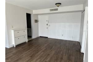 801 RUSSELL LANE, BRANDON, FL 33510 Sold 10/19/24