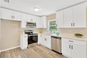 513 FALKIRK AVENUE, VALRICO, FL 33594 Sold 10/25/24
