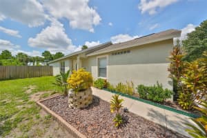 7559 OXFORD GARDEN CIRCLE, APOLLO BEACH, FL 33572 Sold 02/25/25