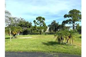 114 LA COSTA, NORTH PORT, FL 34287 Sold 10/29/25