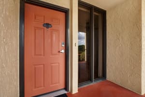 7037 SUNSET DRIVE, SOUTH PASADENA, FL 33707 Sold 11/26/24