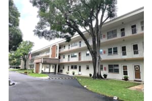 5880 38TH AVENUE, SAINT PETERSBURG, FL 33710 Sold 02/20/25