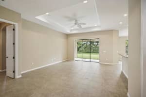 7703 RIO BELLA PLACE, UNIVERSITY PARK, FL 34201 Sold 03/03/25