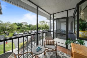 1952 LAUGHING GULL LANE, CLEARWATER, FL 33762 Sold 11/05/24