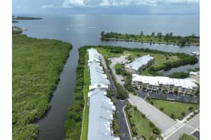 3226 MANGROVE POINT DRIVE, RUSKIN, FL 33570 - MLS#MFRT3546286