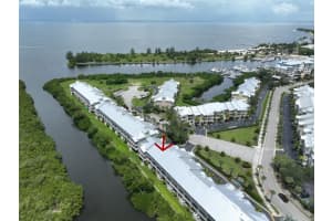 3226 MANGROVE POINT DRIVE, RUSKIN, FL 33570 - MLS#MFRT3546286