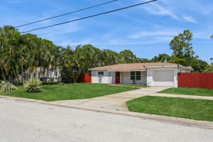 6798 7TH STREET, SAINT PETERSBURG, FL 33705 Sold 11/08/24