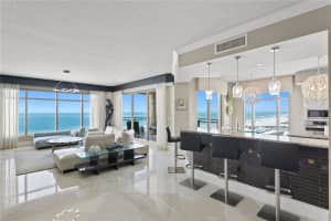 11 BAYMONT STREET, CLEARWATER BEACH, FL 33767 Sold 04/24/25