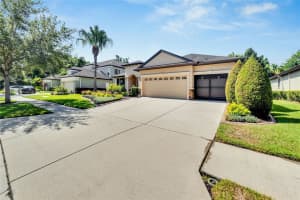 8007 HAMPTON LAKE DRIVE, TAMPA, FL 33647 Sold 09/05/24