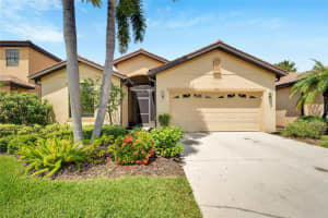 5804 HIDDEN FALLS LANE, APOLLO BEACH, FL 33572 Sold 10/31/24