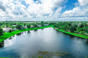 2421 SIFIELD GREENS WAY, SUN CITY CENTER, FL 33573 Sold 09/20/24